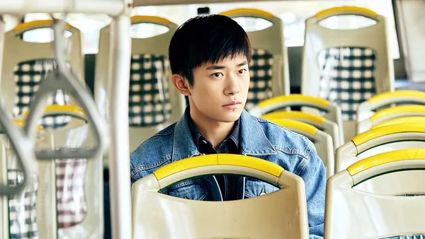 Yiyang Qianxi's "Proverbs of love" MV goes online, which symbolizes everyone's growth process