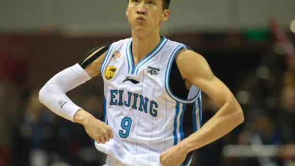 孙悦牵手嫩模疑出轨？造谣网友致歉