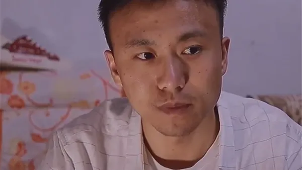 The village party secretary responded that Pang Mailang suffered from mental illness: beating his parents after the illness