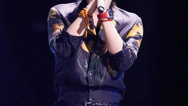 黄子韬三首歌曲连唱大展高燃舞台魅力