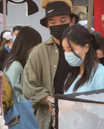 宋美娜否认与王思聪恋情