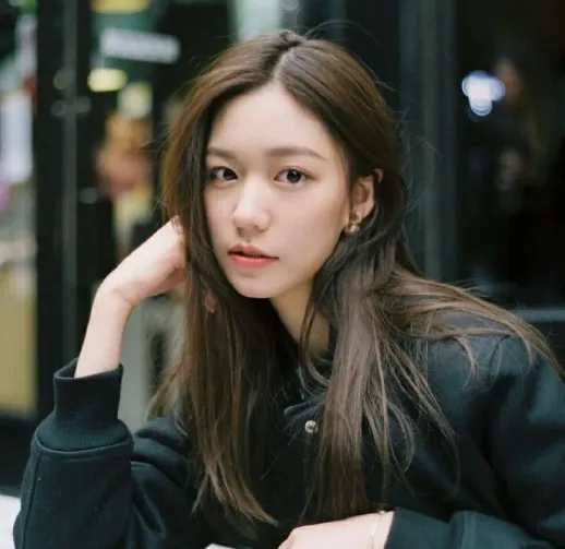 綦美合家中两处豪宅仅拍1.66亿