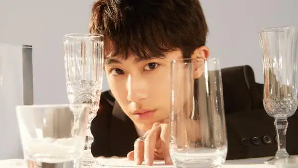 郝富申前助理澄清丢粉丝信件：他本人并不知情