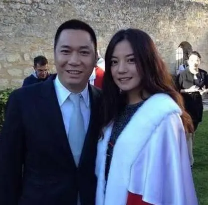 赵薇老公黄有龙欠款近3亿港元 遭债权人上诉追讨