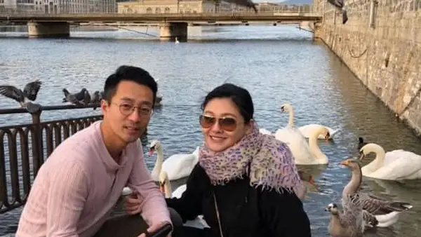 汪小菲短视频平台删光大S相关动态 再次被疑两人感情生变