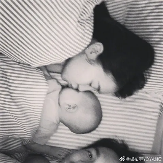 楊祐寧為愛女慶祝一歲生日