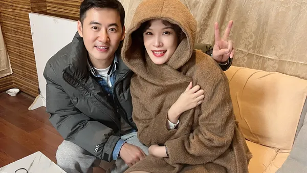 KKKは妻の佟晨潔の甘い誕生日を祝い、他の人のケーキを間違えたことを後悔した