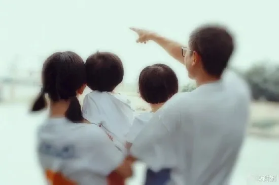 The new song sent by Xie Na to her daughters was released online, and the Tiao Qiao painting was made public in the MV