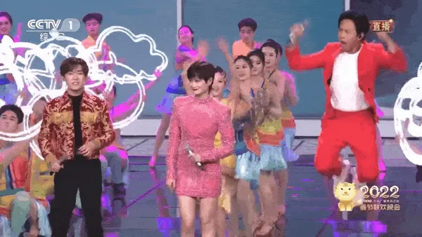 2022虎年中央テレビ春晩舞台多彩TFBOYS同台鄧超舞台社牛症