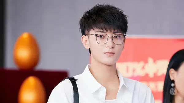 黄子韬捐款200万元驰援青岛吉林抗疫