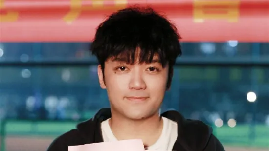 被前经纪公司擅用身份信息 尤浩然工作室发声明