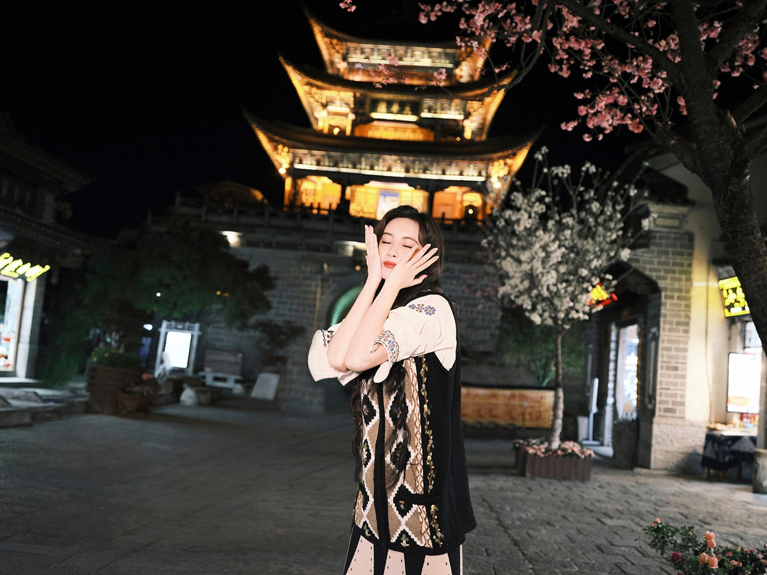 03 孟子义大理古城夜游大片