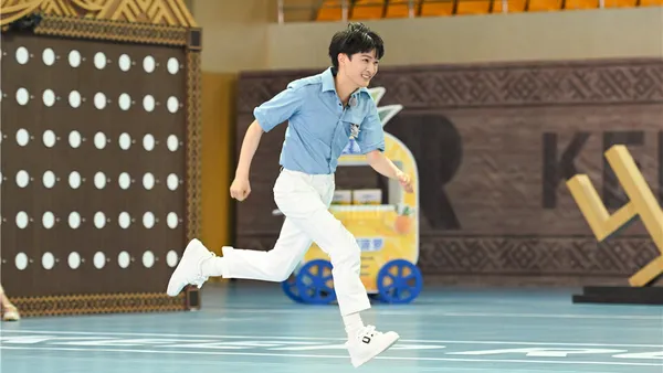 与时代一同奔跑,《奔跑吧》第十季在欢笑中解锁温暖与治愈