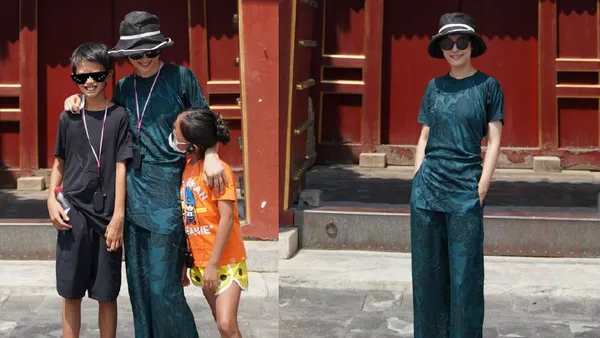 孙俪晒带等等小花游故宫合照 网友玩梗“恭迎熹贵妃回宫”