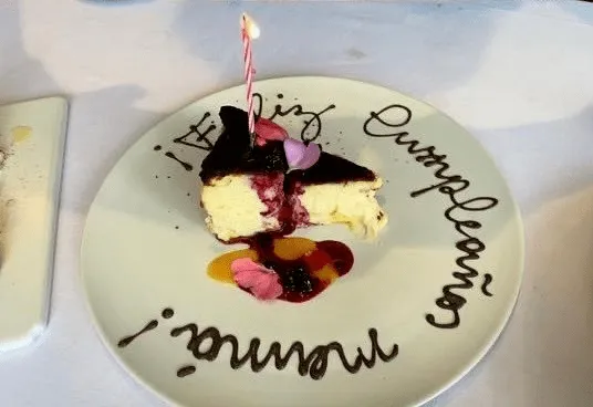 孙艺珍晒照为婆婆庆生 用西班牙语写“妈妈生日快乐”