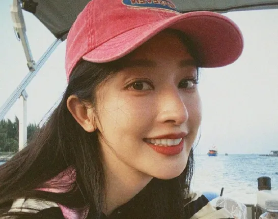 張儷回應自己被稱為笨蛋美女：我親自表示不服