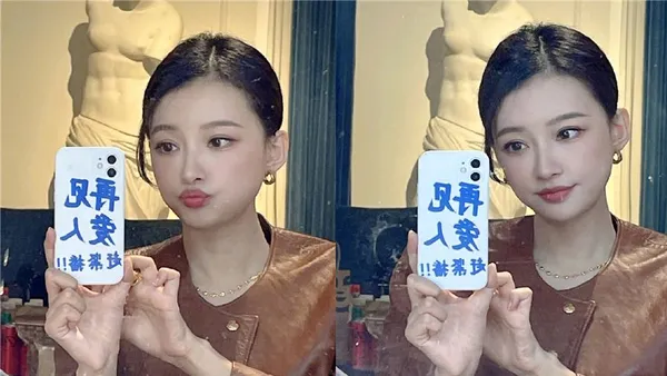 孫怡曬自制“再見愛人”手機殼 對鏡頭比耶嘟嘴賣萌