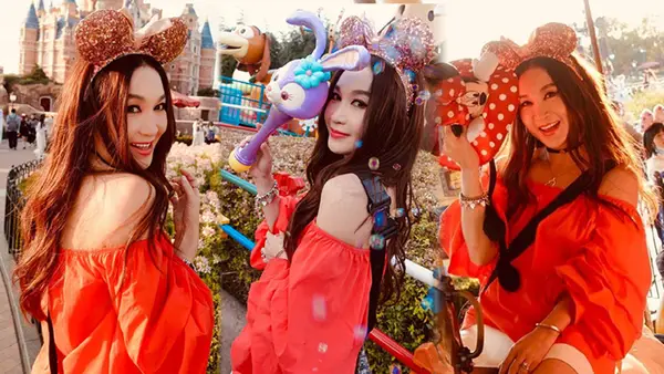 温碧霞遊玩迪士尼童心未泯 回眸甜笑秀光滑香肩