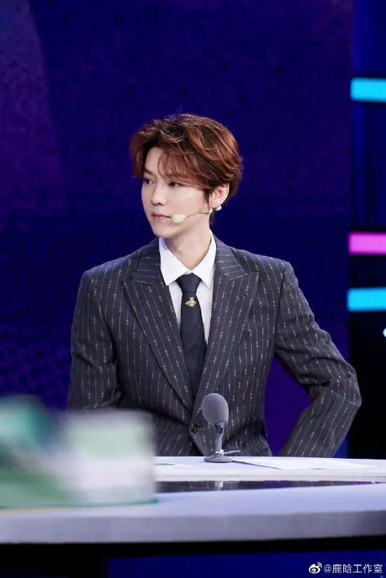 鹿晗工作室凌晨發文早點睡覺 疑似回應狗仔爆料