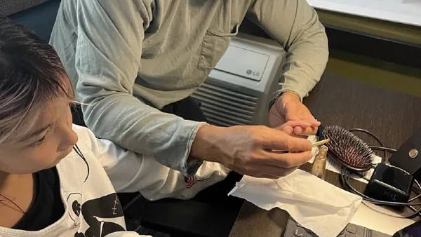 吴彦祖与女儿共享亲子时光 妻子称赞他为最好的爸爸