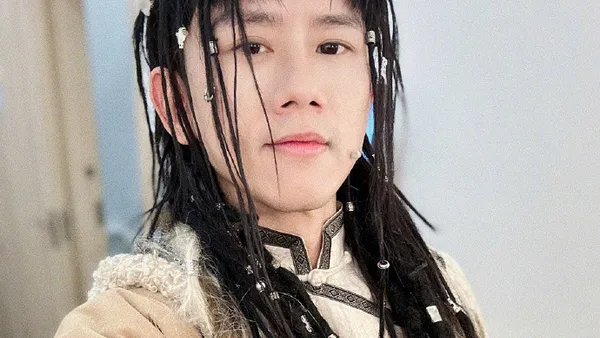 Zhang Jie posted a farewell to the play "once was" and said frankly that he had made progress than his debut on the stage.