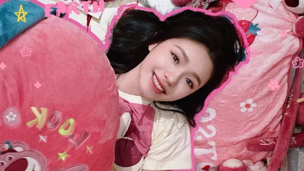 林允深夜发文emo 在怀疑中自洽宽慰自己顺其自然