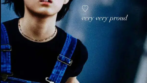 欧阳娜娜发文恭喜张子枫获华表奖影后