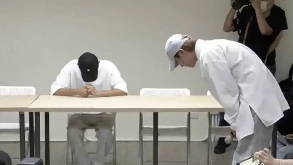 炎亚纶现身耀乐举记者会鞠躬道歉 耀乐表示不接受