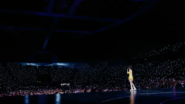 Wang Xinling Concert Guangzhou Station Tian Hi continue to sing "Feather" to give fans surprise eggs