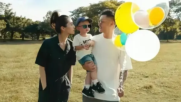 台媒曝余文乐疑似婚变!与王棠云结婚7年育有一儿一女