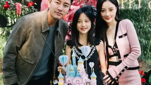 贾乃亮力挺女儿甜馨:我和妈妈都是你最坚强的后盾