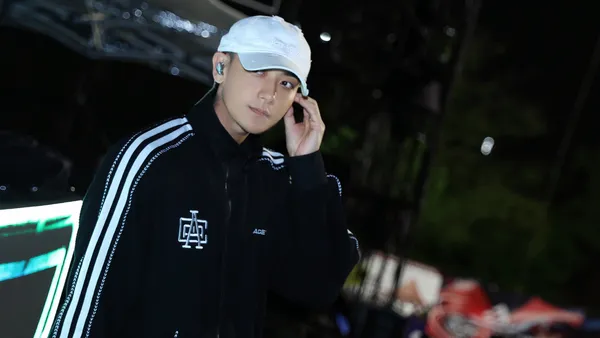 黄子韬方未回应求婚传闻?网友怀疑是综艺效果