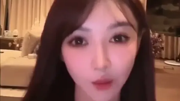 Ye Ke shared her experience of singing KTV to celebrate her birthday, saying that Wu Bai's songs were obscene and aroused controversy