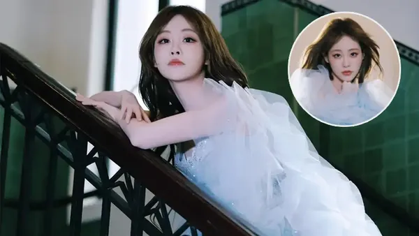 Zhu Xudan wears a blue suspender skirt and has a graceful figure and a mesh shawl. She is mysterious and dreamy.