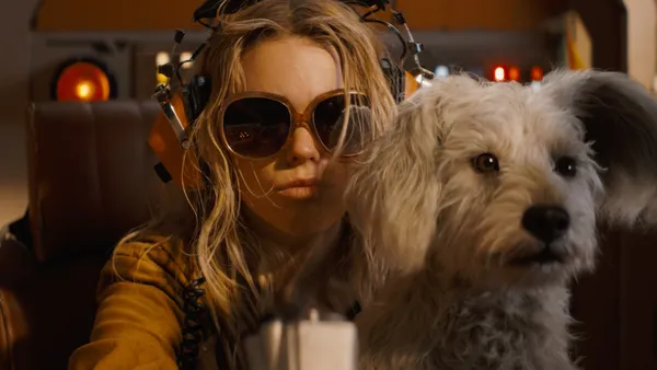 《超级少女》全新预告海报双发 纵横星际蓄势待发